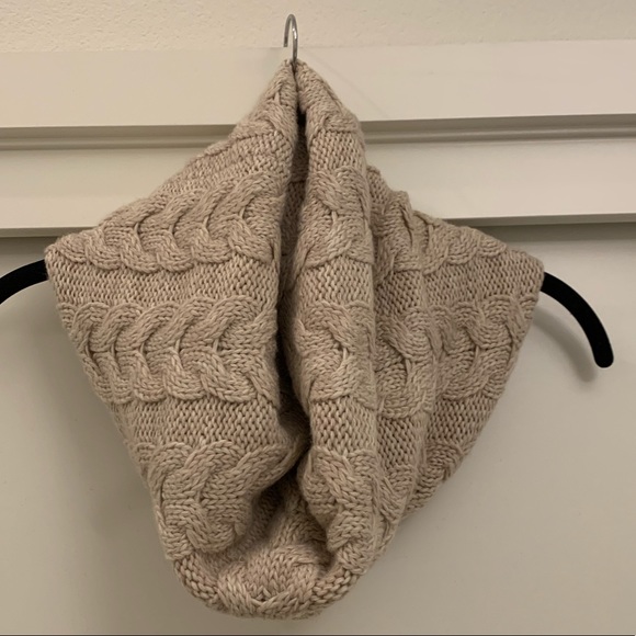 J. Crew Accessories - J Crew Snood